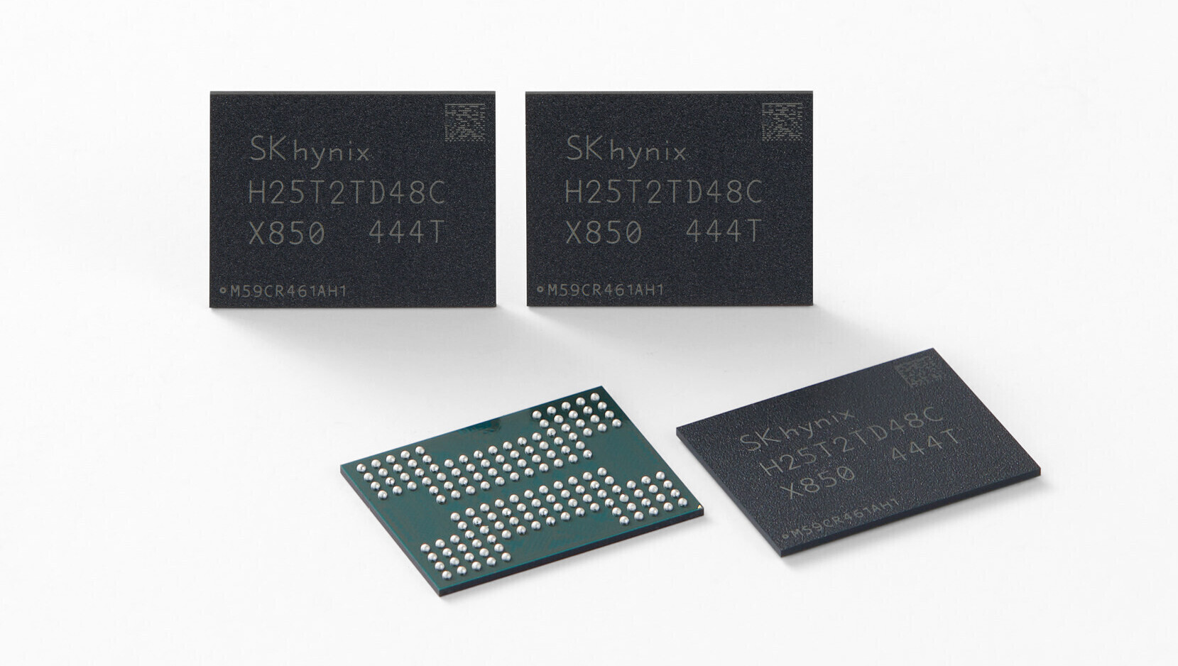 SK hynix розпочала масове виробництво першої у світі 321-шарової пам'яті NAND